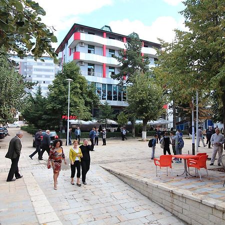Hotel Piazza Peshkopi Ngoại thất bức ảnh