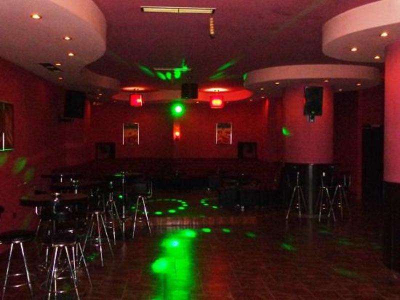 Hotel Piazza Peshkopi Ngoại thất bức ảnh