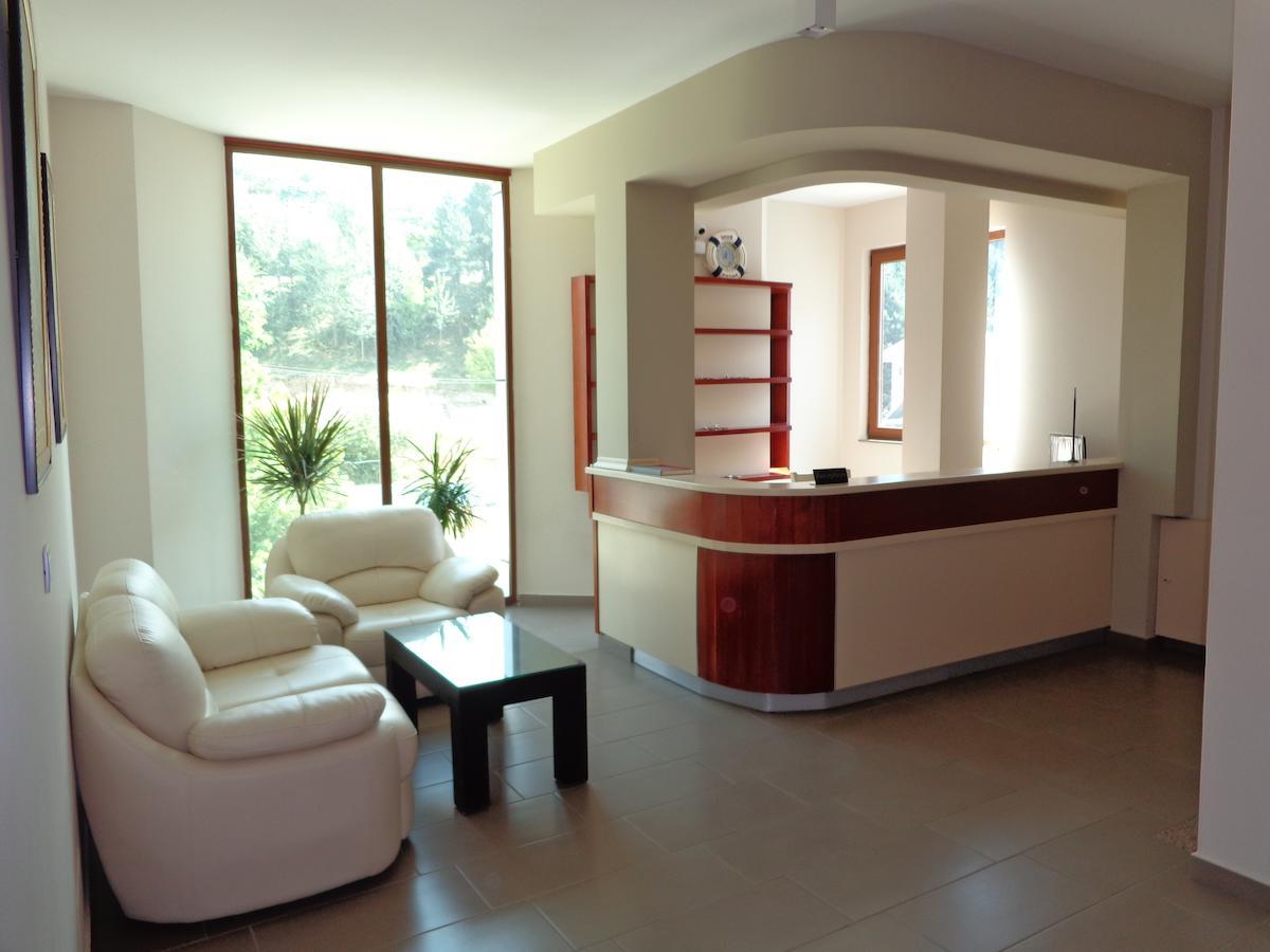 Hotel Piazza Peshkopi Ngoại thất bức ảnh