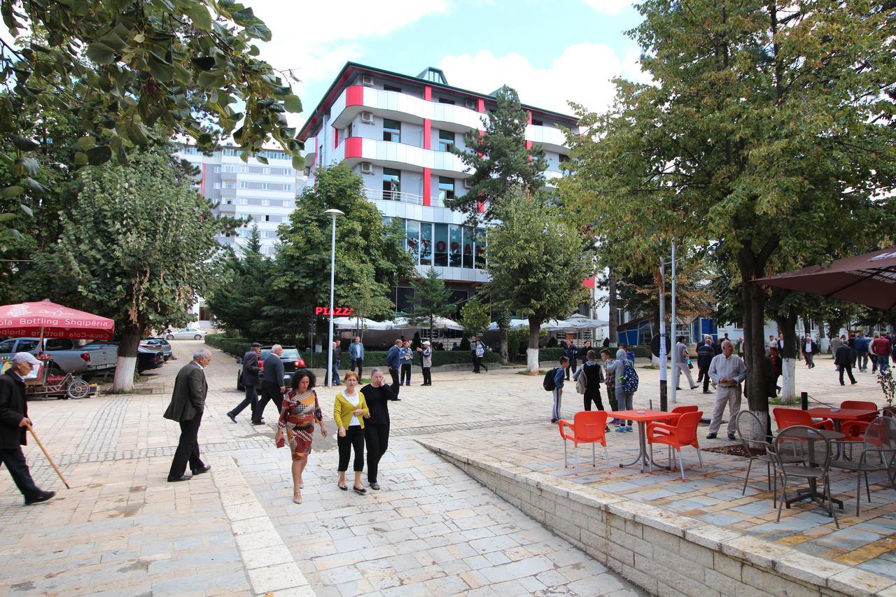 Hotel Piazza Peshkopi Ngoại thất bức ảnh