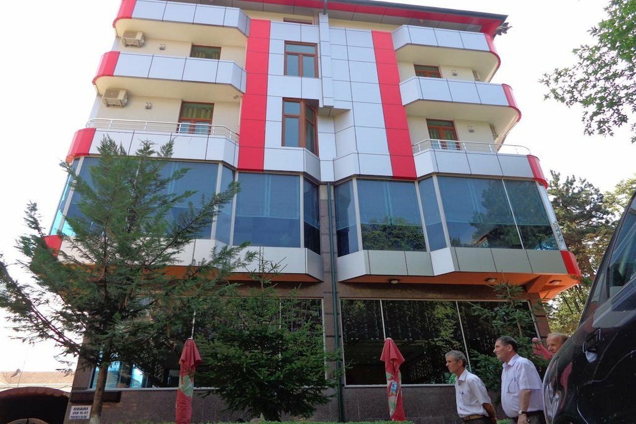 Hotel Piazza Peshkopi Ngoại thất bức ảnh